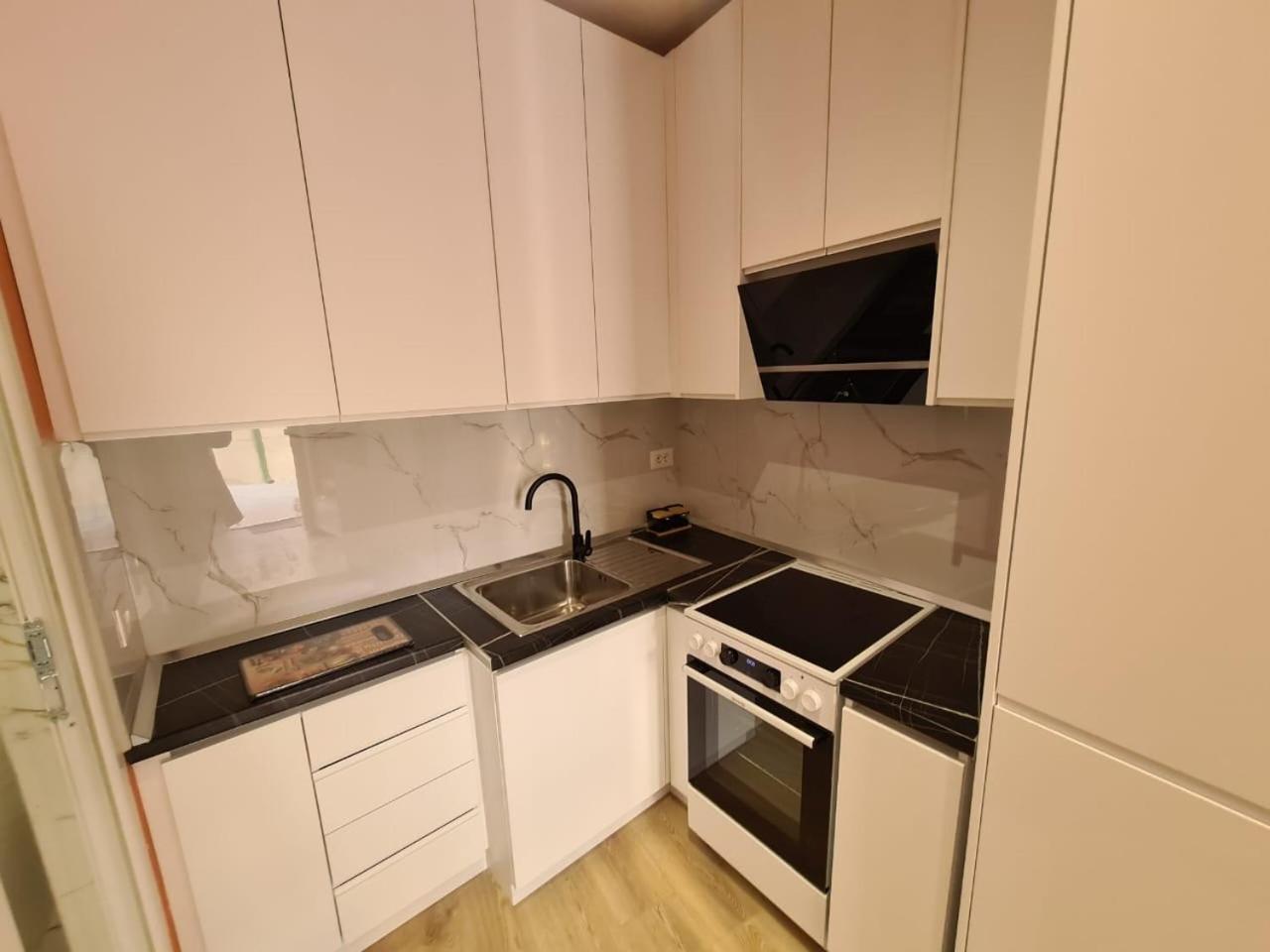 Apartment Center