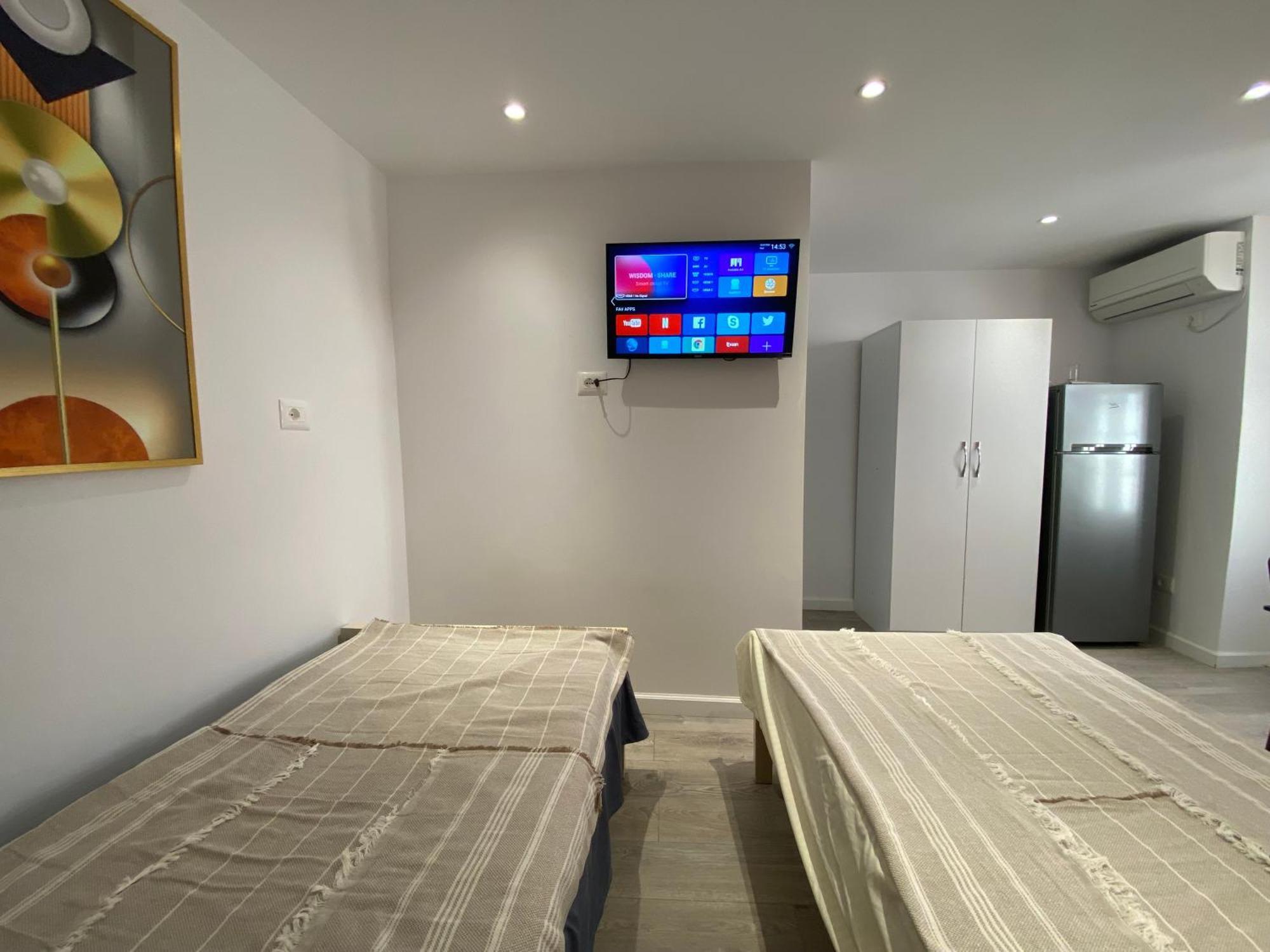 Center Apartment *